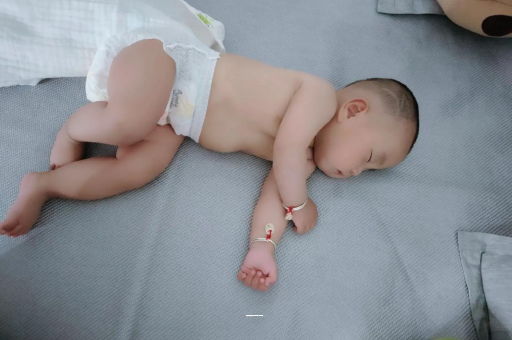 黔东4个月宝宝特点